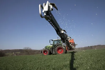 Rauch vrací na trh nesené pneumatické rozmetadlo Rauch Aero 32.1, důvody zaujmou i vás.