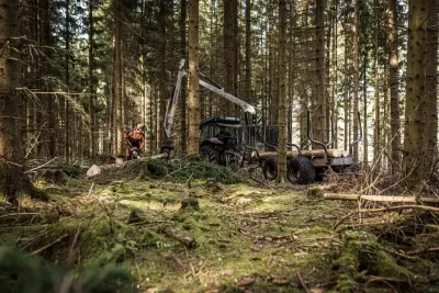 Lesní vyvážecí návěsy Trejon Multiforest na český trh nově dodává společnost P & L, spol. s r.o.