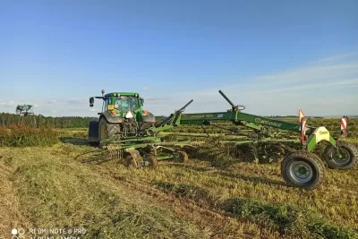 Dvourotorový shrnovač Krone Swadro TS 680 je možné snadno a rychle přizpůsobit porostu a technice sklizně.