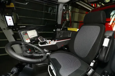 Kabina postřikovače Horsch Leeb PT 6300 nabízí komfortní pracovní prostředí.