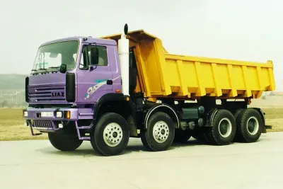 LIAZ 8x8 – jeden z opravdu neobvyklých typů nákladního automobilu LIAZ.