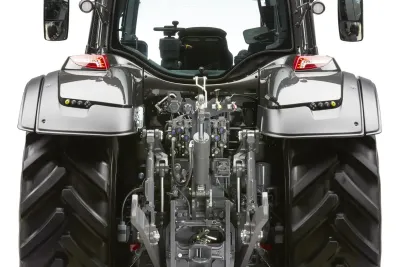 Valtra série Q: Nový traktor pro ty, kteří hledají výkon a inteligentní technologie v rozsahu výkonu 230 až 305 koní