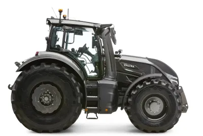Valtra série Q: Nový traktor pro ty, kteří hledají výkon a inteligentní technologie v rozsahu výkonu 230 až 305 koní