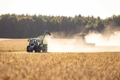 Valtra série Q: Nový traktor pro ty, kteří hledají výkon a inteligentní technologie v rozsahu výkonu 230 až 305 koní