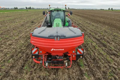 Nová generace čelního zásobníku Kverneland f-drill.