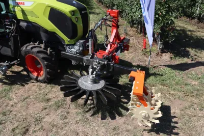 Česká premiéra nového traktoru CLAAS NEXOS proběhla na ovocnářském dni.