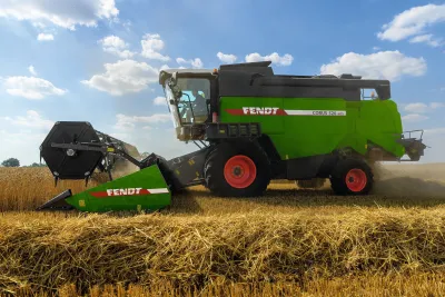 Sklízecí mlátička Fendt Corus 500.
