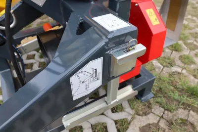 Žací stroj Rozmital SD-24L.