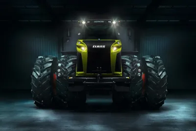 Nově modernizovaný CLAAS XERION.