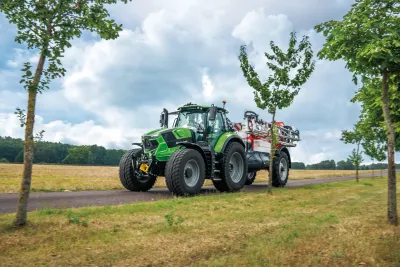 Řadu traktorů Deutz-Fahr 6 obohatilo osm nových modelů.