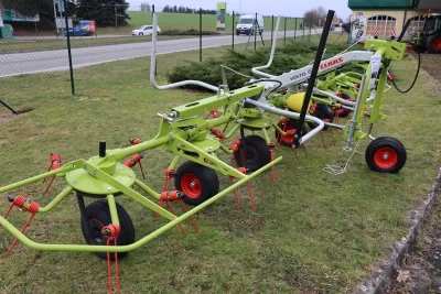 KLAS Nekoř přilákal zemědělce na výstavu zemědělské techniky a zajímavé přednášky.