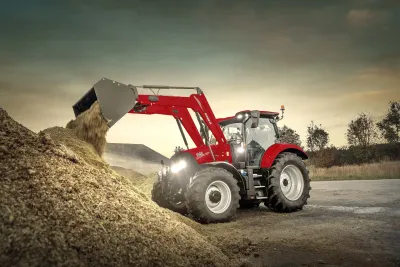 Na přání mohou být traktory Case IH Maxxum vybaveny přípravou pro čelní nakladač.
