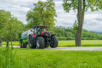 Case IH Optum 340 CVXDrive: nový vlajkový model řady Optum nabízí perfektní poměr výkonu a hmotnosti.