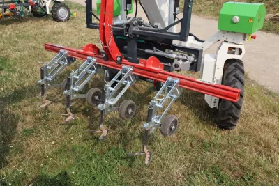 Autonomní roboti NAIO a příslušenství k nim.
