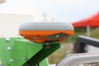Autonomní roboti NAIO a příslušenství k nim.