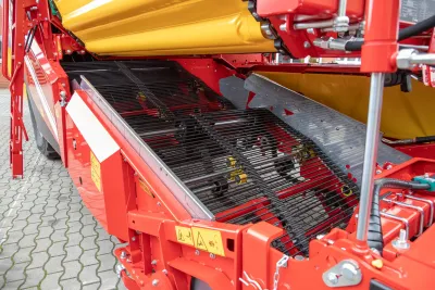 Nová generace sklízeče Grimme EVO 280 má plně hydraulický pohon a mnoho vylepšení.