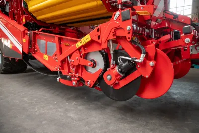 Nová generace sklízeče Grimme EVO 280 má plně hydraulický pohon a mnoho vylepšení.