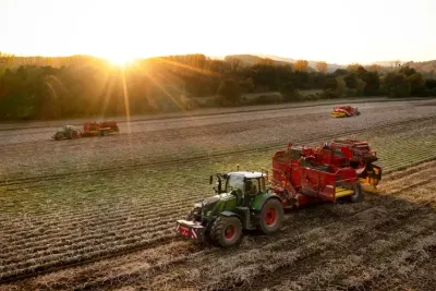 Nová generace sklízeče Grimme EVO 280 má plně hydraulický pohon a mnoho vylepšení.