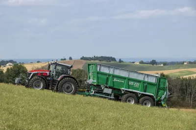 Řada traktorů Massey Ferguson 9S přichází s vylepšeným motorem a převodovkou Dyna-VT.
