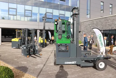 Část produktového portfolia firmy Combilift.