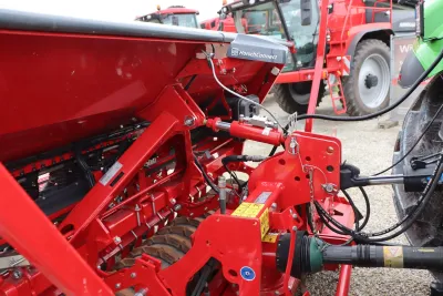 Nová generace secího vozu Horsch Versa 6 SW a inovace u elektro-mechanického secího stroje Horsch Versa 3 KR.