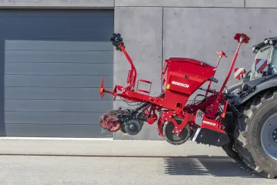 Nová generace secího vozu Horsch Versa 6 SW a inovace u elektro-mechanického secího stroje Horsch Versa 3 KR.