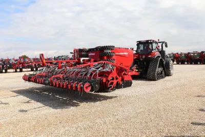 Nová generace secího vozu Horsch Versa 6 SW a inovace u elektro-mechanického secího stroje Horsch Versa 3 KR.