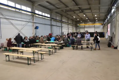 Vnitřní prostory haly společnosti STAGRA jsou velkorysé.