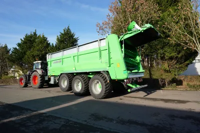Řada rozmetadel hnoje Joskin Ferti-Space2 se rozšiřuje o dva nové modely.