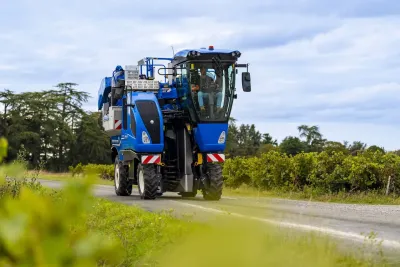 Více pohodlí, kapacity, výkonu a produktivity: nové kompaktní sklízeče hroznů New Holland Braud.