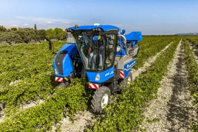 Více pohodlí, kapacity, výkonu a produktivity: nové kompaktní sklízeče hroznů New Holland Braud.