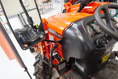 V rámci své kategorie disponuje TAFE 6020 největším prostorem pro obsluhu