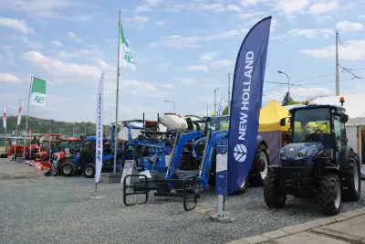 Expozice New Holland nabídla na Agrishow široké portfolio techniky od kompaktních traktorů až po výkonné stroje pro náročné nasazení.