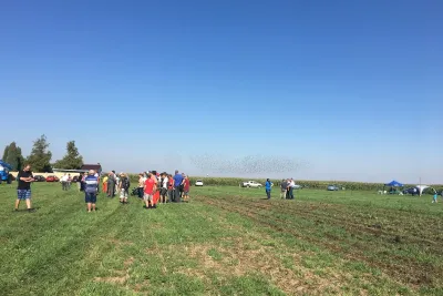 Polní ukázky strojů a den otevřených dveří P & L v Hrubčicích