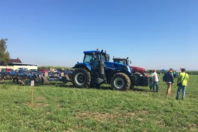 Polní ukázky strojů a den otevřených dveří P & L v Hrubčicích