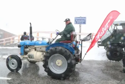 Historický traktor Zetor 25 – snímek 6
