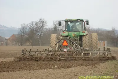 John Deere 8200