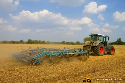 Fendt 930 Vario a Köckerling Exaktgrubber Vario