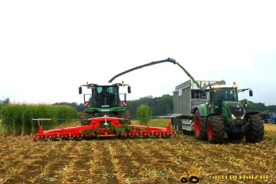 Sklizeň kukuřice na Fendt Feldtag 2015.