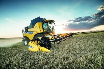 700 koňských sil v nové vlajkové lodi New Holland – snímek 7