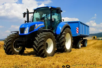 Nově zakoupený New Holland T5.95 Electro Command