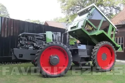Hydraulicky sklopná kabina