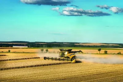 700 koňských sil v nové vlajkové lodi New Holland – snímek 3