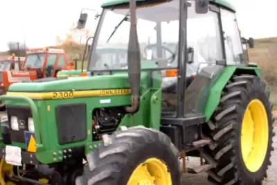 6 500 traktorů v barvě JD