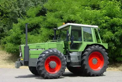 Historický traktor Fendt – snímek 5