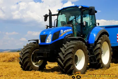 Nově zakoupený New Holland T5.95 Electro Command