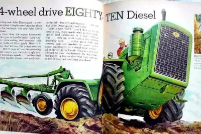 Dobový prospekt představující traktor John Deere 8010 s pluhem.