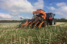 MZURI - koncept STRIP-Till, technologie jednoho přejezdu